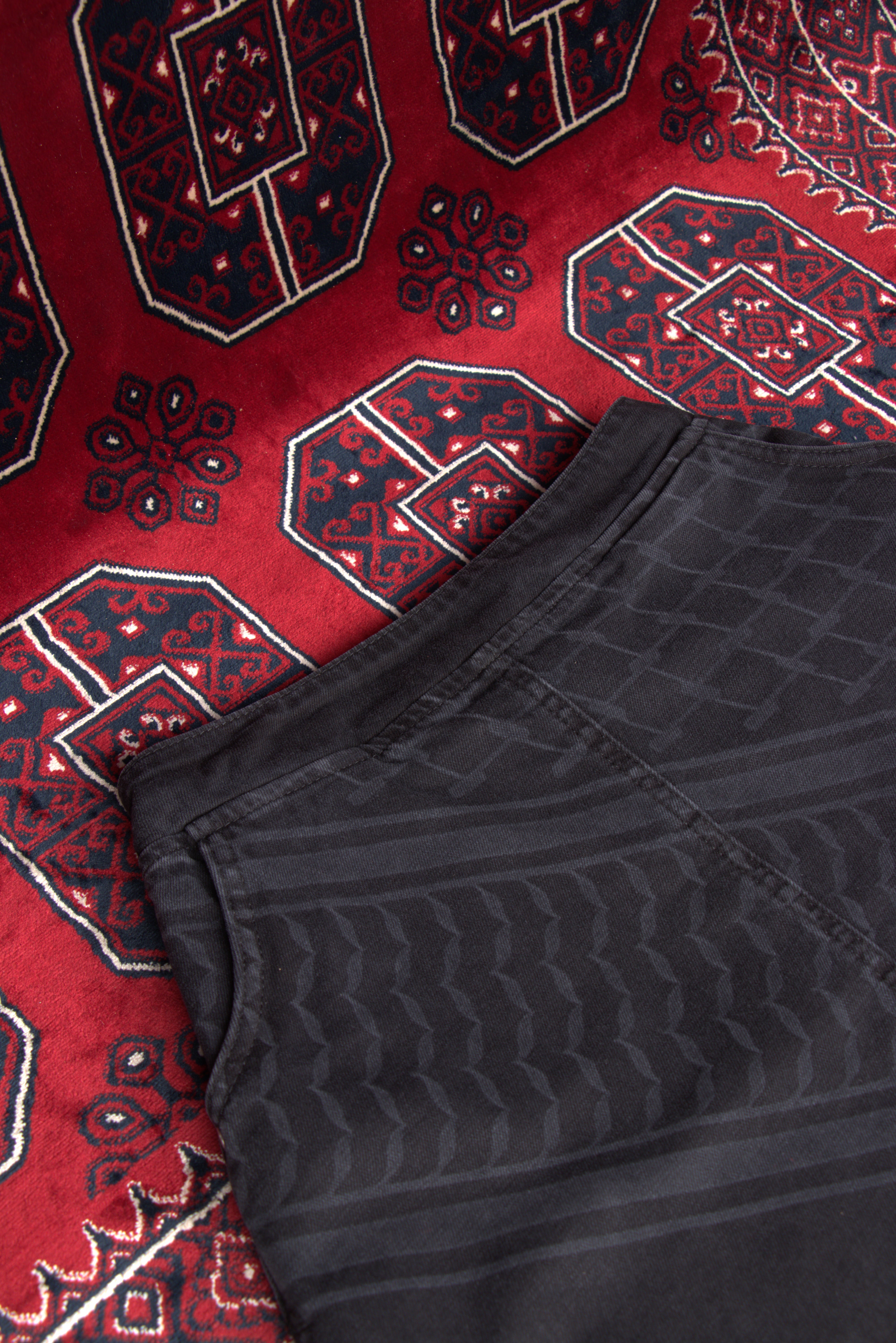 Kuffiyah Engraved Denim Skirt