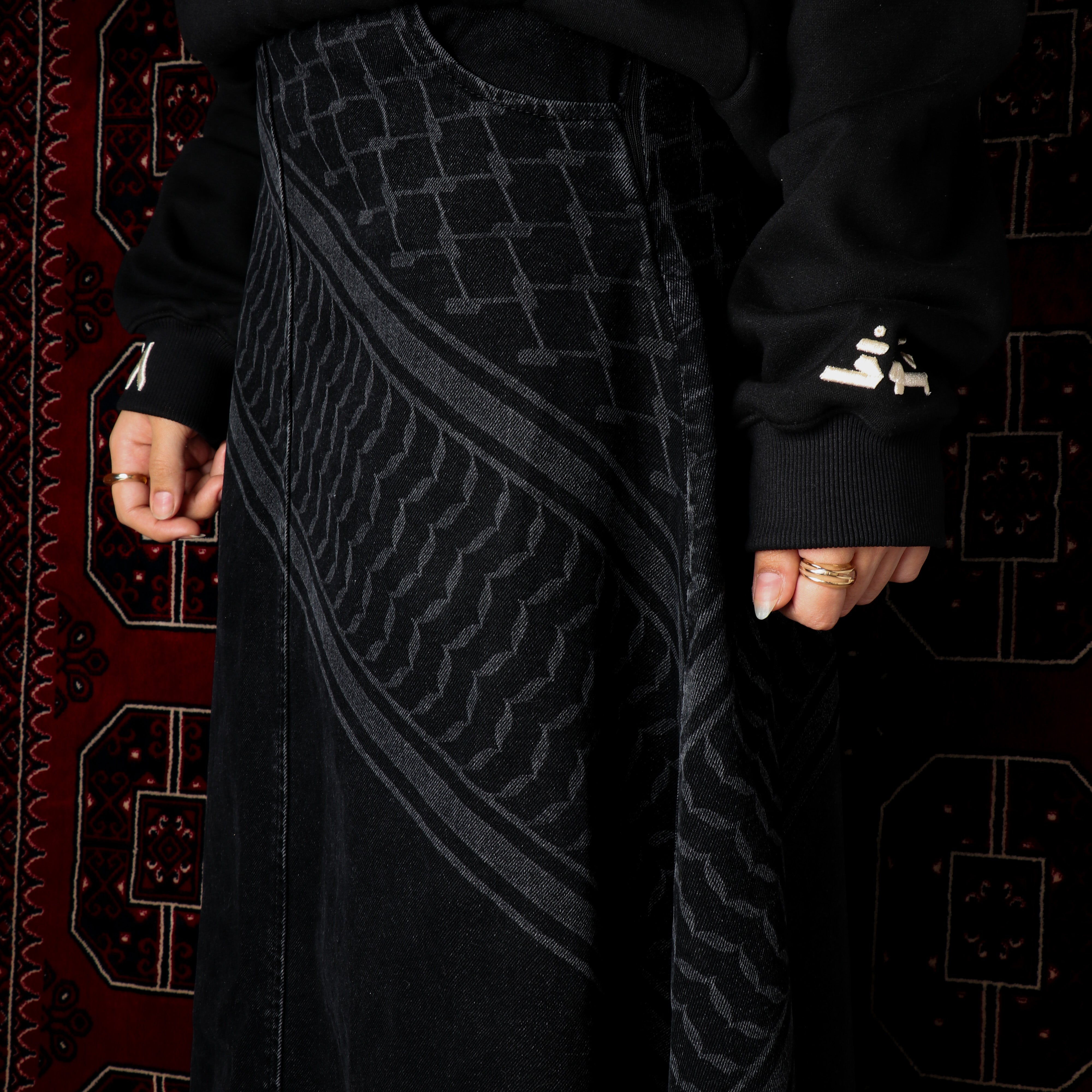 Kuffiyah Engraved Denim Skirt